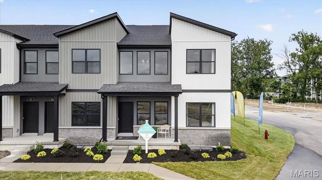 110 Cottle Creek Way, Cottleville, MO 63304