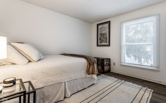 3415 Admiralty Lane, Indianapolis, IN 46240