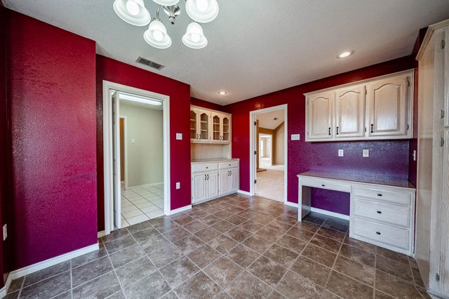 2221 Avenue Q, Anson, TX 79501