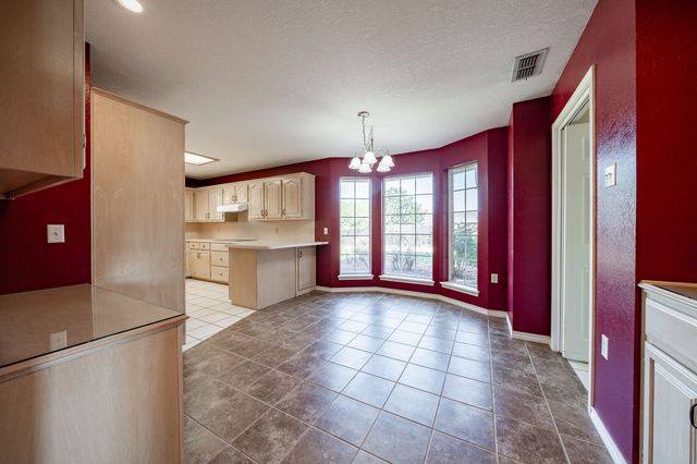 2221 Avenue Q, Anson, TX 79501