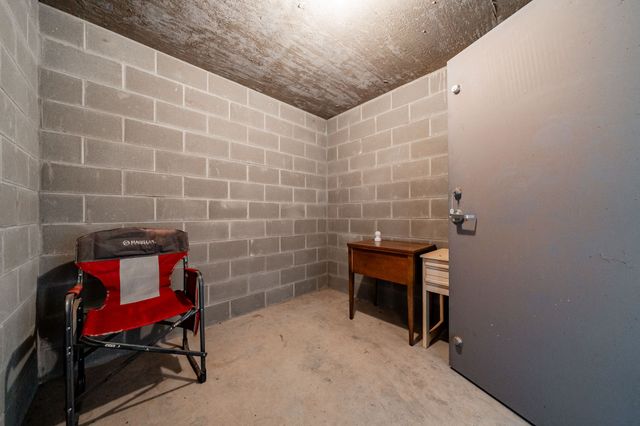 2221 Avenue Q, Anson, TX 79501