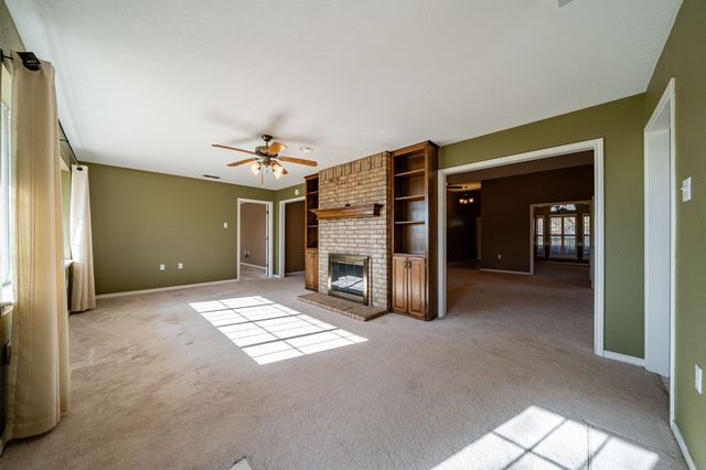 2221 Avenue Q, Anson, TX 79501