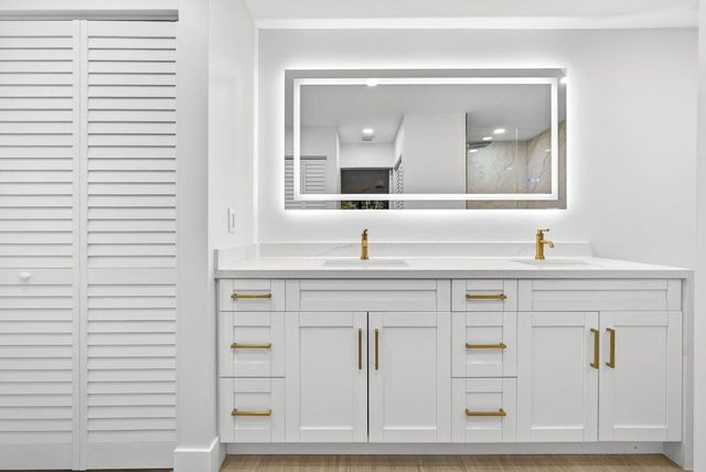 147 Brackenwood Road, Palm Beach Gardens, FL 33418