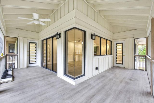 147 Brackenwood Road, Palm Beach Gardens, FL 33418