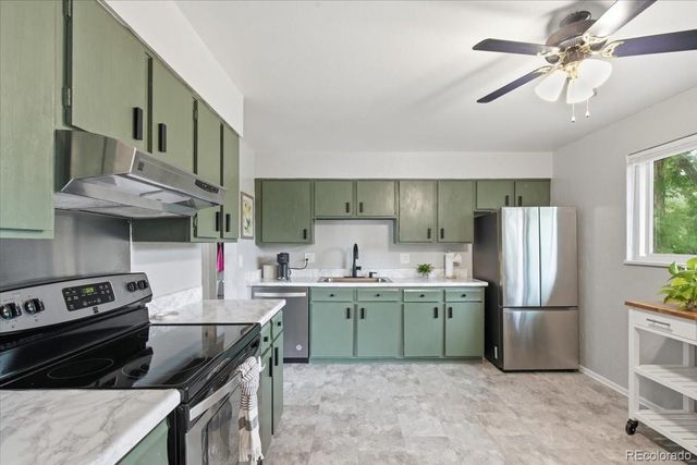 9837 W Arizona Avenue, Lakewood, CO 80232