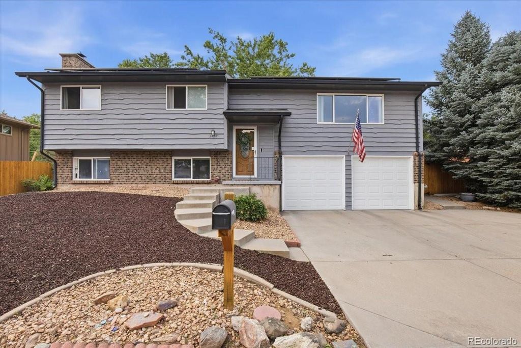 9837 W Arizona Avenue, Lakewood, CO 80232