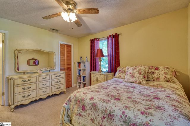 3612 Hwy 101, Woodruff, SC 29388