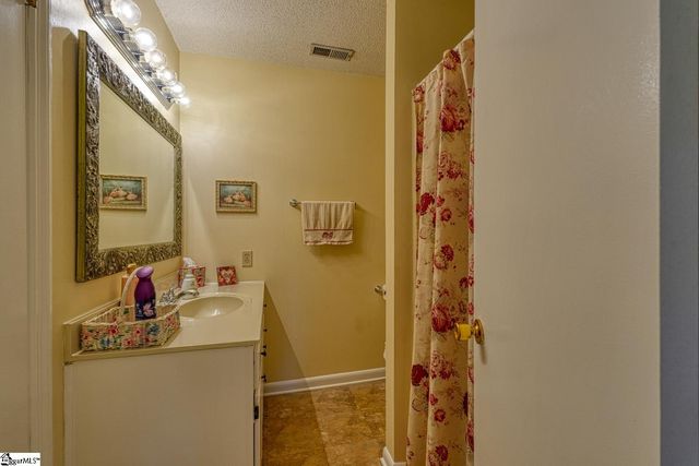 3612 Hwy 101, Woodruff, SC 29388
