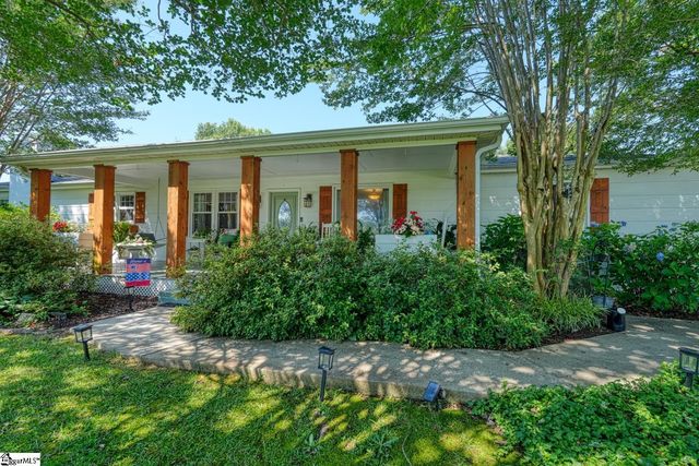3612 Hwy 101, Woodruff, SC 29388