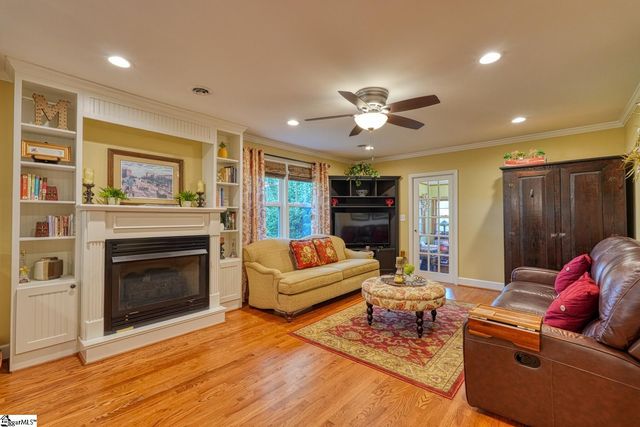 3612 Hwy 101, Woodruff, SC 29388