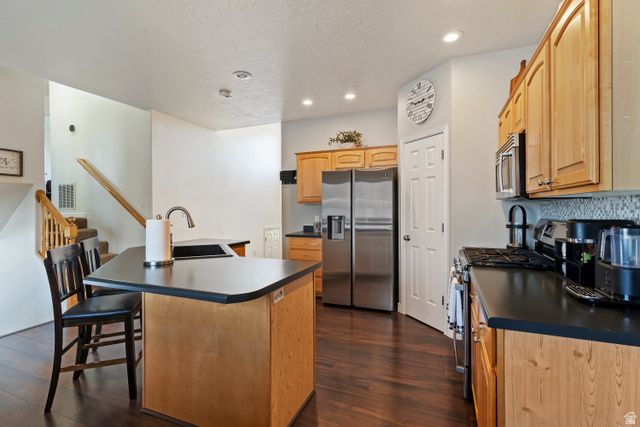 7476 S 6670 W, West Jordan, UT 84081