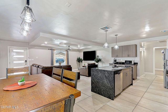 14704 Mountain Breeze Avenue, Horizon City, TX 79928