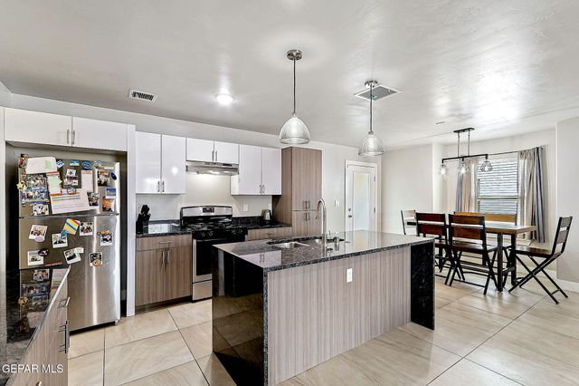 14704 Mountain Breeze Avenue, Horizon City, TX 79928