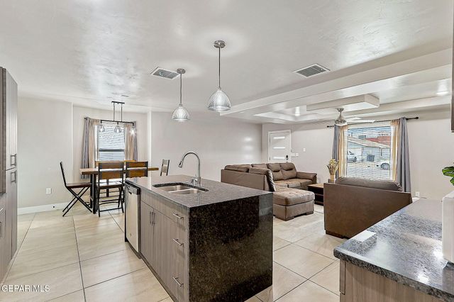 14704 Mountain Breeze Avenue, Horizon City, TX 79928