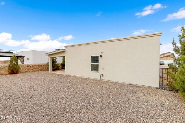 14704 Mountain Breeze Avenue, Horizon City, TX 79928