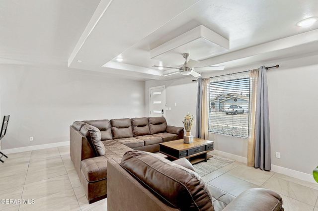 14704 Mountain Breeze Avenue, Horizon City, TX 79928