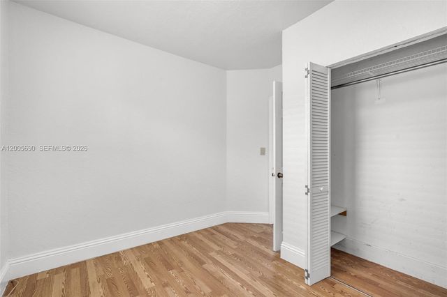 944 SW 10th Avenue, Miami, FL 33130