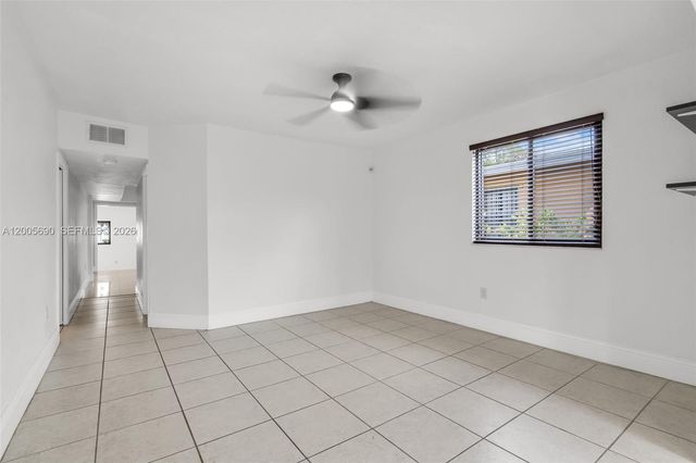 944 SW 10th Avenue, Miami, FL 33130