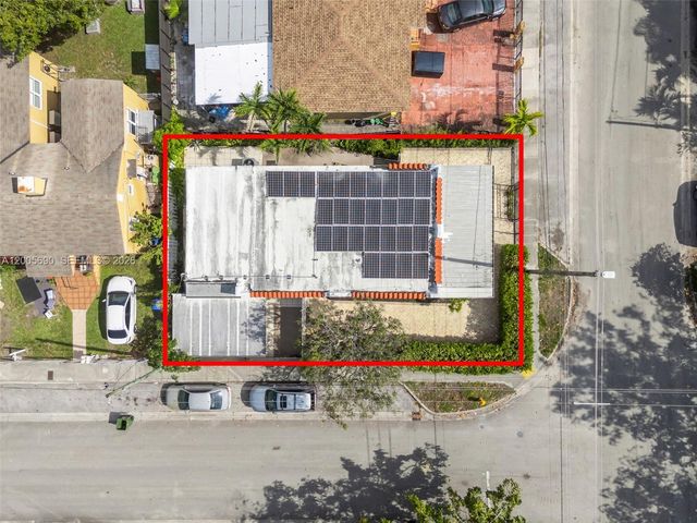 944 SW 10th Avenue, Miami, FL 33130