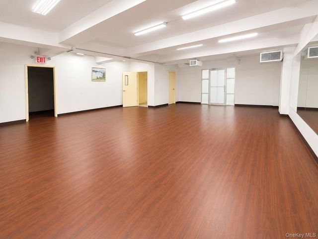 136-82 39th Avenue 2FL, Flushing, NY 11354