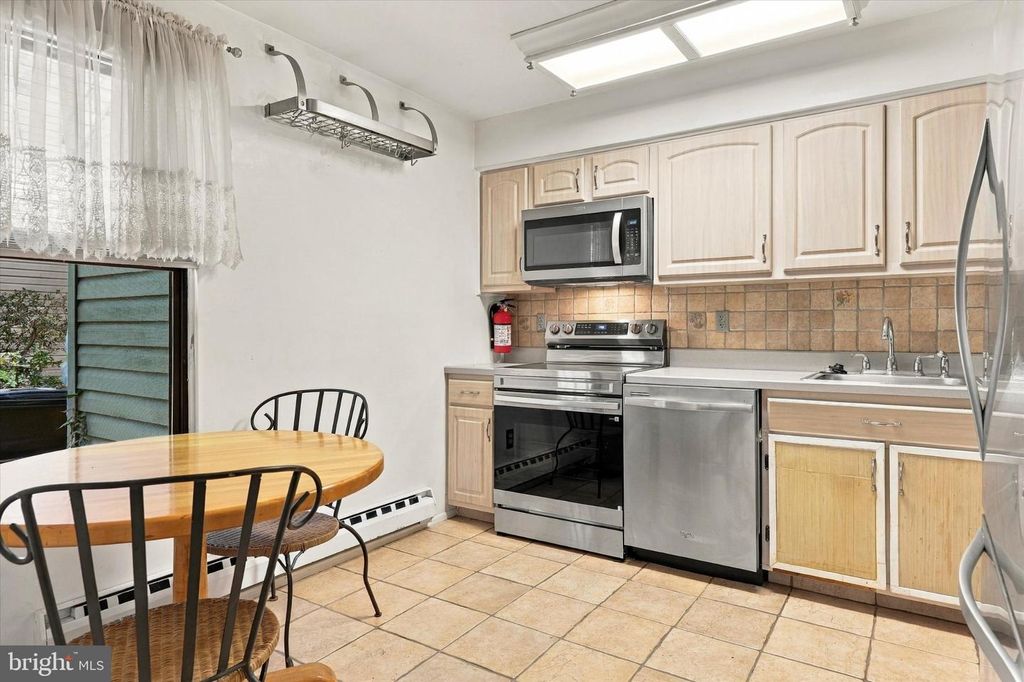 909 BROMLEY EST, PINE HILL, NJ 08021 — photo 2