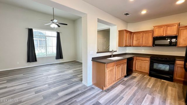 2208 W MONTE CRISTO Avenue, Phoenix, AZ 85023