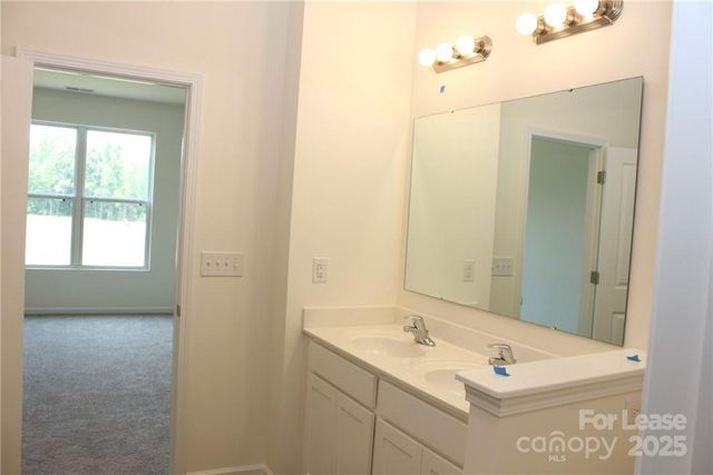 3419 Selwyn Landing Drive, Charlotte, NC 28215