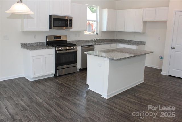 3419 Selwyn Landing Drive, Charlotte, NC 28215