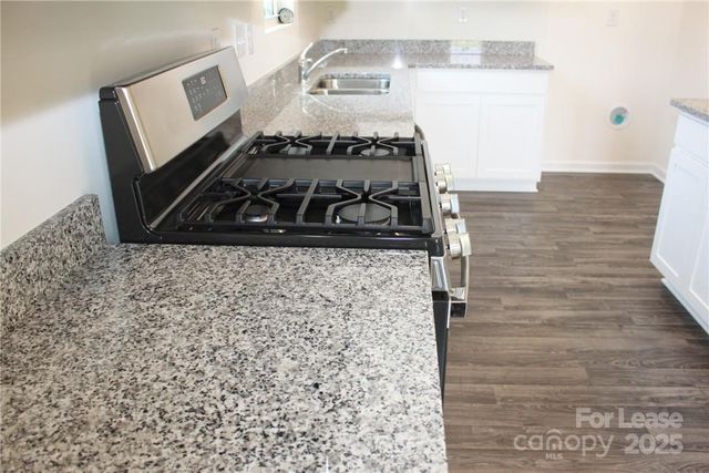 3419 Selwyn Landing Drive, Charlotte, NC 28215