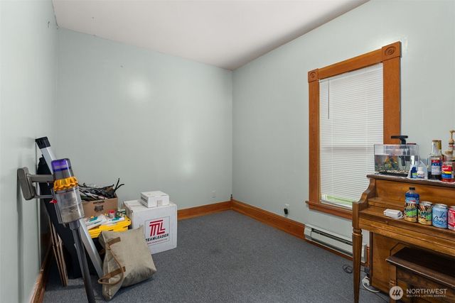 722 E Cowlitz Street, South Bend, WA 98586