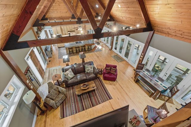 1233 Oliver Dr, Monteagle, TN 37356