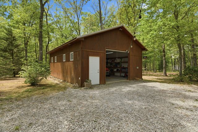 1233 Oliver Dr, Monteagle, TN 37356