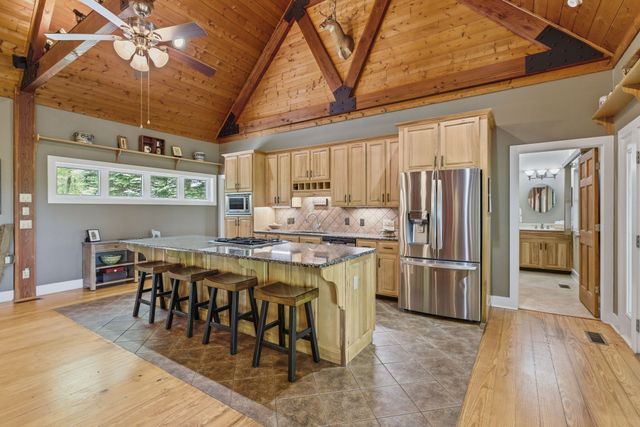 1233 Oliver Dr, Monteagle, TN 37356
