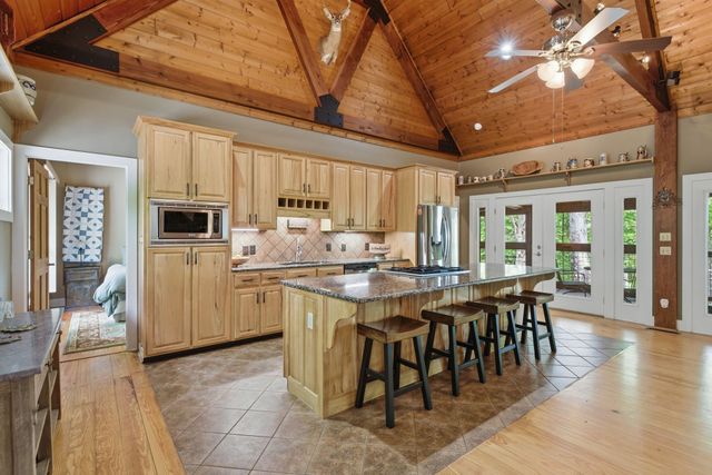 1233 Oliver Dr, Monteagle, TN 37356