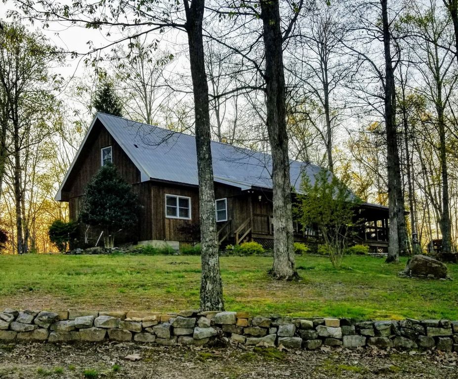 1233 Oliver Dr, Monteagle, TN 37356