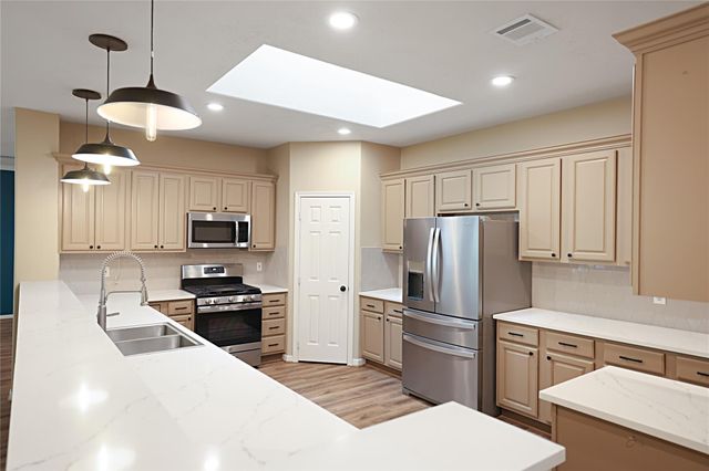 2327 Carriage Run E, Conroe, TX 77384