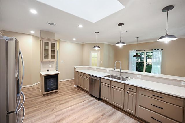 2327 Carriage Run E, Conroe, TX 77384