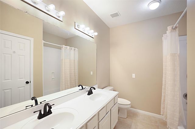 2327 Carriage Run E, Conroe, TX 77384