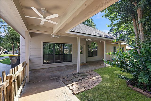 2327 Carriage Run E, Conroe, TX 77384