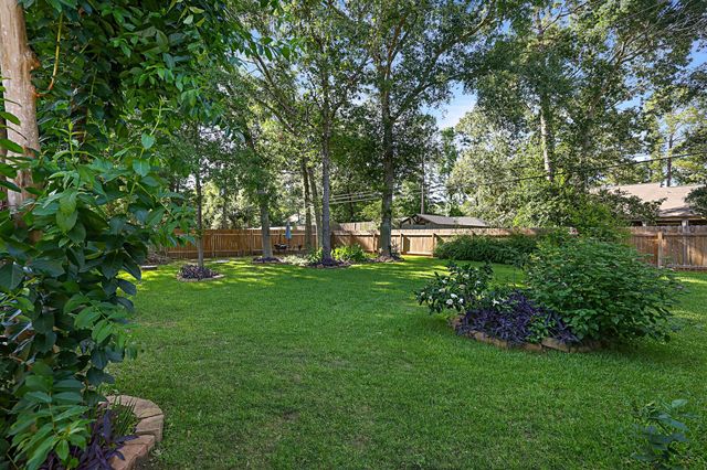 2327 Carriage Run E, Conroe, TX 77384