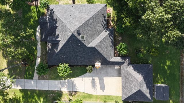 2327 Carriage Run E, Conroe, TX 77384