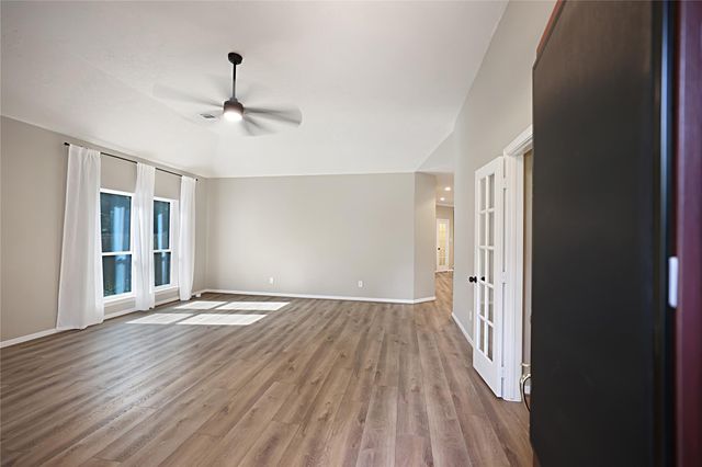 2327 Carriage Run E, Conroe, TX 77384