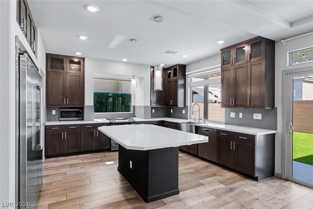 6723 Vista Roma Avenue, Las Vegas, NV 89139