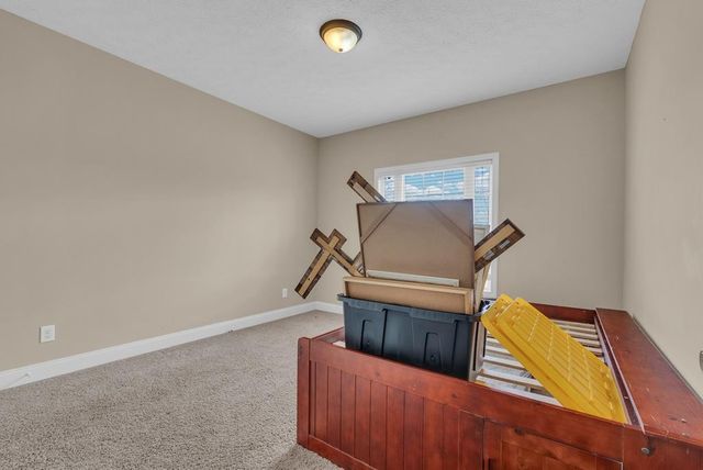 821 Honeysuckle Ln, Sparta, TN 38583