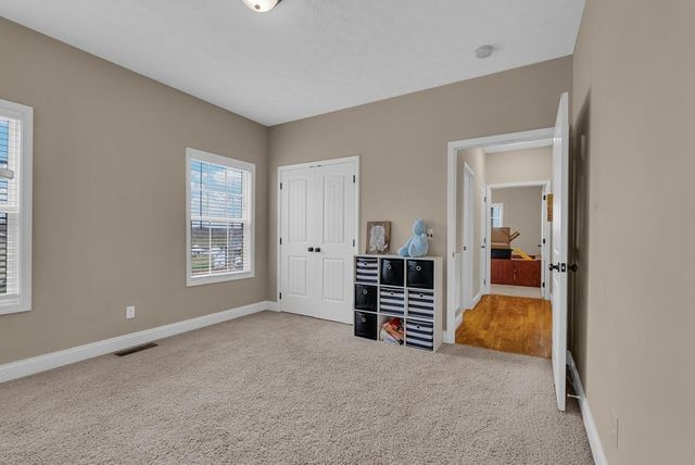 821 Honeysuckle Ln, Sparta, TN 38583