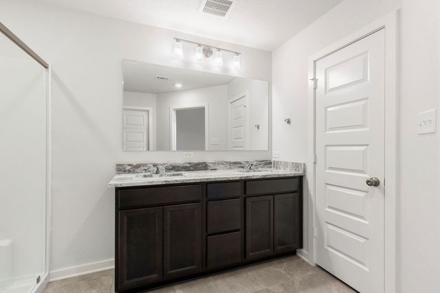 601 Rockbridge Drive, Huntsville, TX 77340