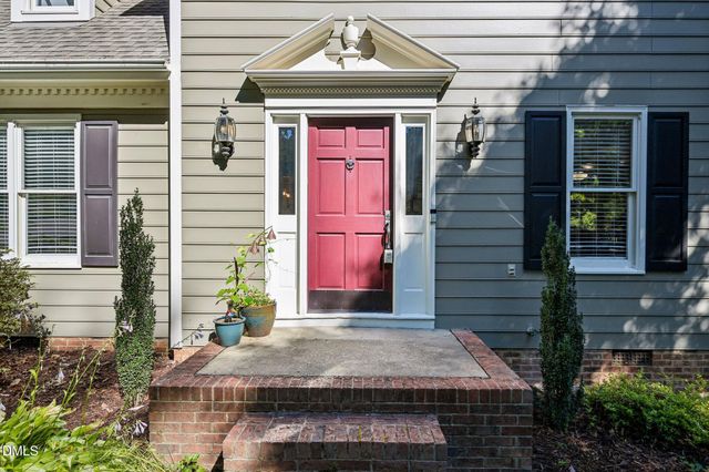 100 Beaver Pine Way, Cary, NC 27511