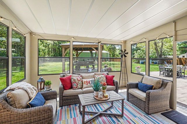 5525 Dowling Street, Montague, MI 49437