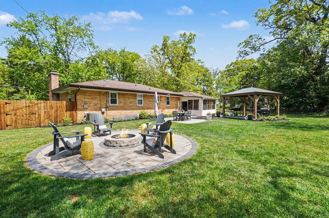 5525 Dowling Street, Montague, MI 49437