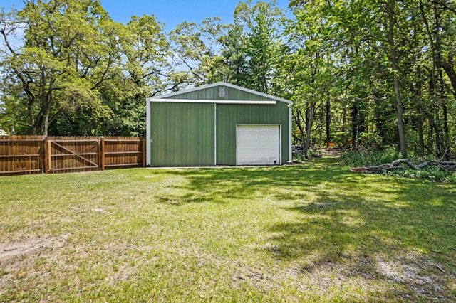 5525 Dowling Street, Montague, MI 49437